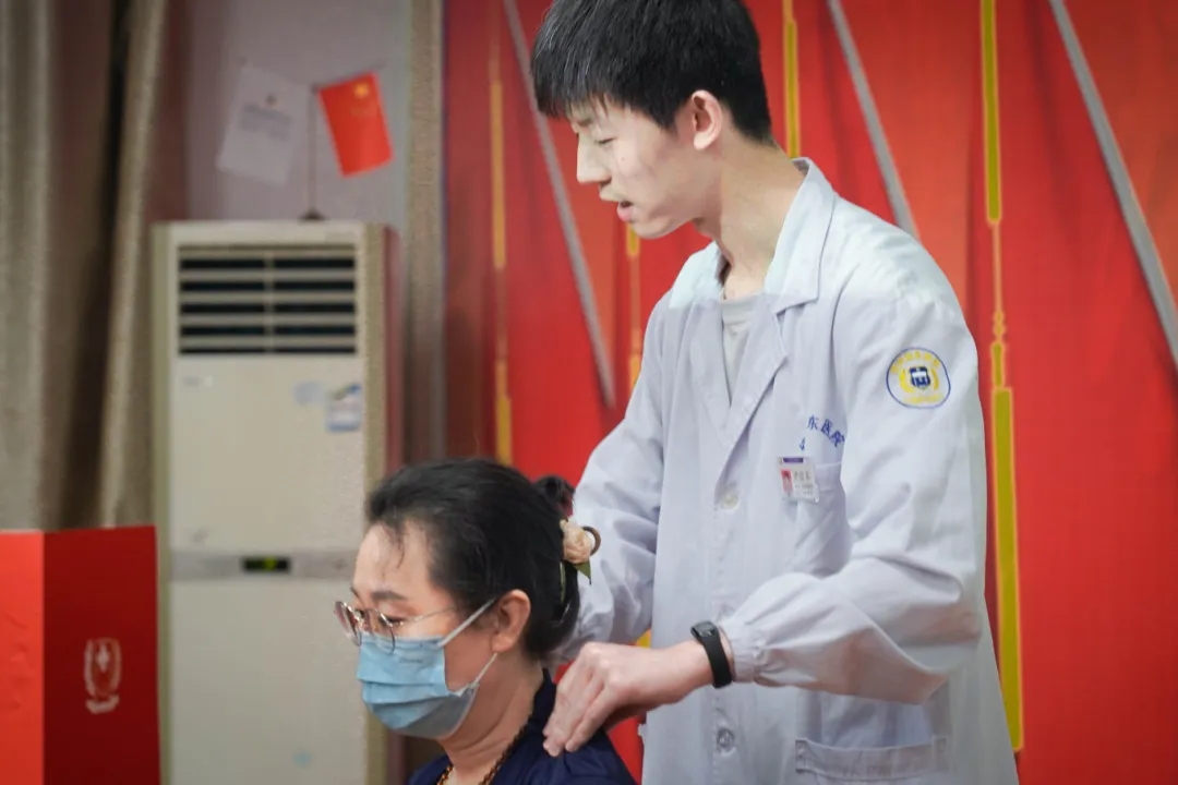 绍兴城东医院,中医,张居适