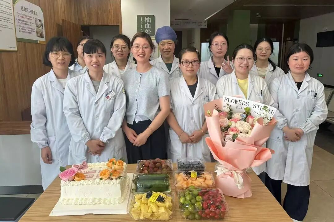 护士节慰问活动